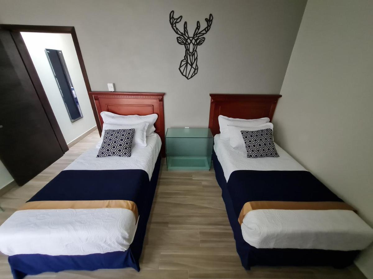 Casa Arandas Hotel - Suits ภายนอก รูปภาพ